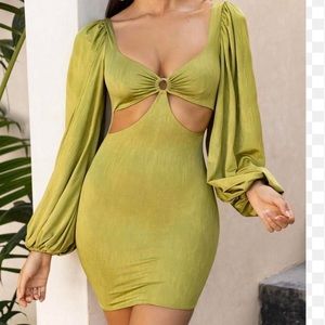 oh polly midnight oasis balloon sleeve dress in green!